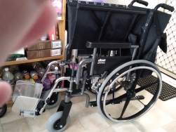Bariatric Manual Wheelchair with 30-inch Seat