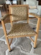 Oscar Glide Chair