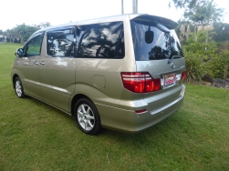 2008 Toyota Alphard with 2nd Row Turnout Seat